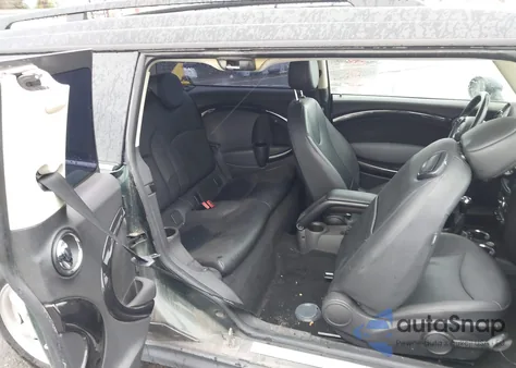 2011 Mini Cooper Clubman z USA, uszkodzony, nr VIN WMWZF3C58BTX81539